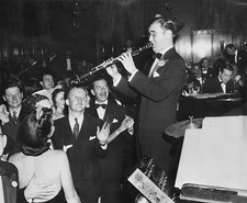 New York Benny Goodman at the Empire Room in the Waldorf Astoria Old Photo picture