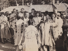 1934 Press Photo President Franklin Roosevelt Inducted into the Blackfeet Nation picture