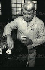 1988 Press Photo Rick Antczak Working at  ZPC Industrial Coatings Inc. Milwaukee picture