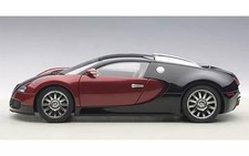 Bugatti Veyron (Red, Black, Beige Interior) #001 Signature Series 1/18 scale die picture