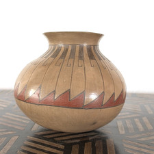 Vintage Irma Vina Mata Ortiz Art Pottery Vase, Pot 4.5