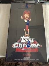 2026 TOPPS CHROME x JENNIE HOBBY BOX (10 Cards) Brand New picture