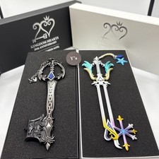 Kingdom Hearts Disney Hotel Keyblade Room Key Set Oblivion Oathkeeper Age 12+ picture