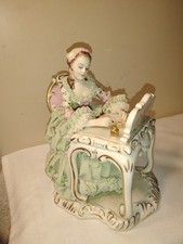 Vtg Superb MZ Irish Dresden Porcelain Figurine Love Letters Emerald Collection  picture