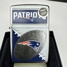 Zippo NFL New England Patriots Football Logo Street Chrome Lighter - 46456 - New picture