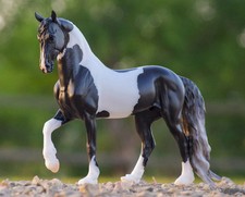 BREYER TRADITIONAL HORSE #1865 Battlefield Angel HP NEW picture