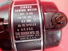 1951 Vintage Singer 221 FEATHERWEIGHT Sewing Machine CAT 3-120 Motor TESTED picture