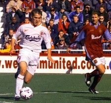 Liverpool's Michael Owen during this afternoon's FA Premiership cl- Old Photo picture