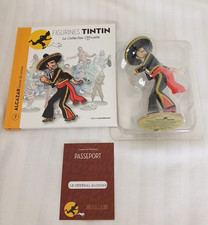 Moulinsart Tintin Le Professeur Alcazar Lanceur de Couteau Book and Figure #7 picture