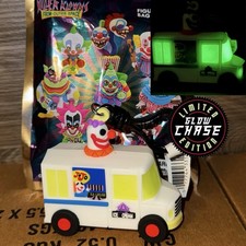 Killer Klowns Ice Cream Van Glow Chase Exclusive A Keychain Figural Bag Clip picture