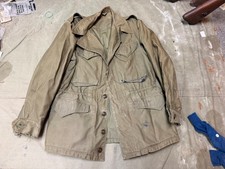 ORIGINAL WWII US ARMY INFANTRY AIRBORNE M1943 M43 COMBAT FIELD JACKET- 42R picture
