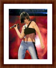 Dolores O'Riordan 8.5 x 11 Color Unframed Photograph Collectable Print picture
