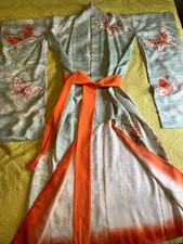 VINTAGE (ANTIQUE?) JAPANESE KIMONO with silk fabric and BUTTERFLY EMBROIDERY WOW picture