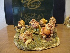 Harmony Kingdom Disney The Seven Dwarfs Detailed BoxFigurine Jewel in Each Dwarf picture