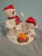 2025 Hallmark Roasting Marshmallows Snowmen Jingle Pals  Animated Plush New HTF picture
