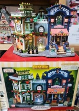 LEMAX ENCHANTED FOREST “Holiday Treasures Christmas Shops” 2005 Retired W/box picture
