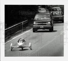 1995 Press Photo American Tour de Sol-Minuteman solar racing vehicle - lrx98367 picture