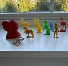 Vintage 1940 Cracker Jack Premium Prize Figures Lot, Multicolor 250 Lot picture