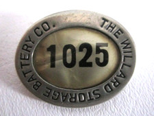 Vintage  THE WILLARD STORAGE BATTERY CO  AUTOMOBILE  1940S?  EMPLOYEE BADGE picture