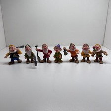 VINTAGE DISNEY Snow White and the 7 Seven Dwarves PVC FIGURES Figurines 2