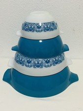Vintage 1969 PYREX Horizon Blue Cinderella Nesting Bowls Excellent Condition picture
