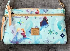 NWOT Rare Dooney & Bourke Disney Frozen Zip Pouch Wristlet Perfect Placement picture
