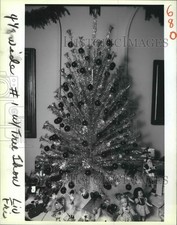 1988 Press Photo Decorated Space Age Christmas Tree at the Presbytere picture