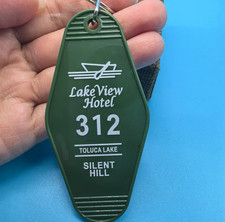 1pc Green Silent Hill 2 Hotel 312 Keychain Horror Game Keyring Gift - NEW picture