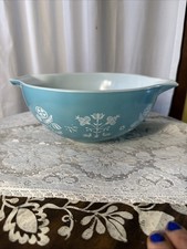 Vintage Pyrex Cinderella Turquoise Needlepoint Pattern Mid-Century Beautiful picture