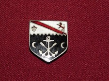VINTAGE WWII SHIELD PIN WITH LION ANCHOR picture