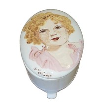 Pretty Rare Vintage HP Shirley Temple ceramic larger jewelry trinket box ￼ picture