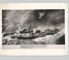 Terrifying Remarkable WWII Vintage 1945 Press Photo BOMBED Japanese Ship SINKING picture