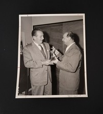 VTG 1956 Walt Disney Type 1 Press Photo & Press Clipping Receiving Gold Award picture