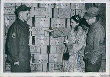 1953 Sfc Johnson Virginia Richardson Fritz Uncack Warehouse Wirephoto 5x7 picture
