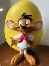 Extremely rare Vintage Speedy Gonzales statue. Warner Bros Studio Store picture