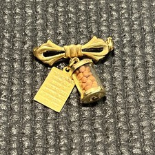 Mustard Seed Grain Religious Bow Lapel Pin bible verse Matthew 17:20 P7058 picture