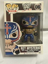 Funko Pop WWE Rey Mysterio #06 Original 2013 Blue Mask Vaulted Rare picture