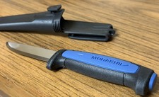 New Morakniv Basic 546 Knife Blue/Black 3.5” Stainless Steel Blade & Sheath picture