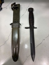 Original Bayonet U.S.M4 Camillus for the M1 Carbine picture