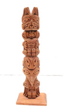 VTG Ray Williams Carved Signed 10.75