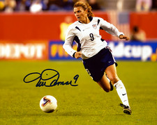 MIA HAMM SIGNED REPRINT USA SOCCER PLAYER AUTOGRAPH 8