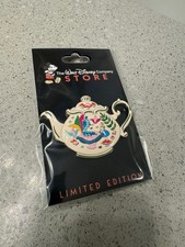 Disney DEC TWDC Alice in Wonderland 75th Anniversary Teapots Caterpillar Pin picture