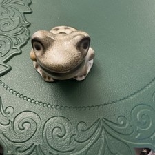 A  1960 Vintage Howard Pierce Porcelain Frog Figurine, Marked Howard Pierce. picture