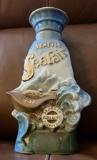VINTAGE 1972 JIM BEAM SEATTLE SEAFAIR TROPHY RACE DECANTER picture
