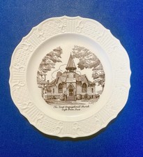 Vintage 10” Pine Grove Presbyterian Church commemorative ceramic collector plate picture