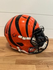 Tee Higgins Signed Cincinnati Bengals Full-Size Riddell Speed Helmet – Beckett picture