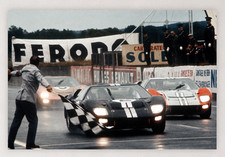 Share 1966 LEMANS FORD WINS 1-2-3 FINISH GT40 MKII - 24x16 PHOTO REPRODUCTION PO picture