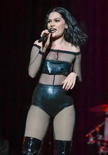 BEAUTIFUL JESSIE J 8X10 PHOTO picture