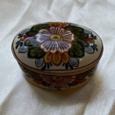 Delft Holland 100% Handwerk Hand-Painted Floral Oval Ceramic Trinket Box & Lid picture