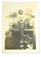 Vintage 1940s Photo Lot 2 Classic Antique Car B/W Photo Sweater Women Fashion  picture